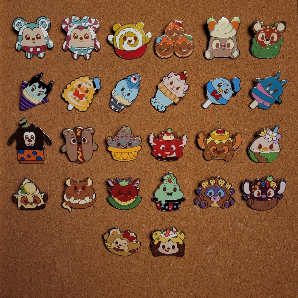 Disney Munchling pins